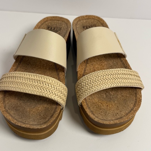Reef CUSHION VISTA HI Platform Sandals Tan 2 Strap Slip On Shoes Wm Size 8 Y2K - Picture 3 of 9